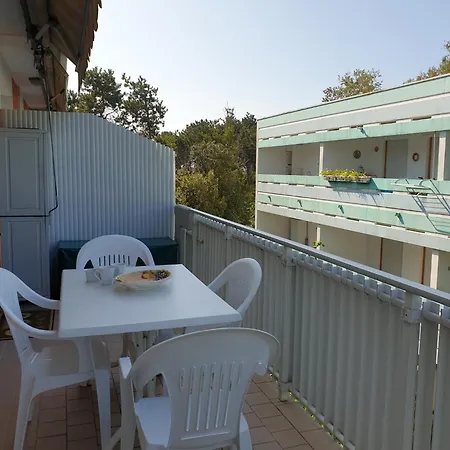 Albatros Apartment *